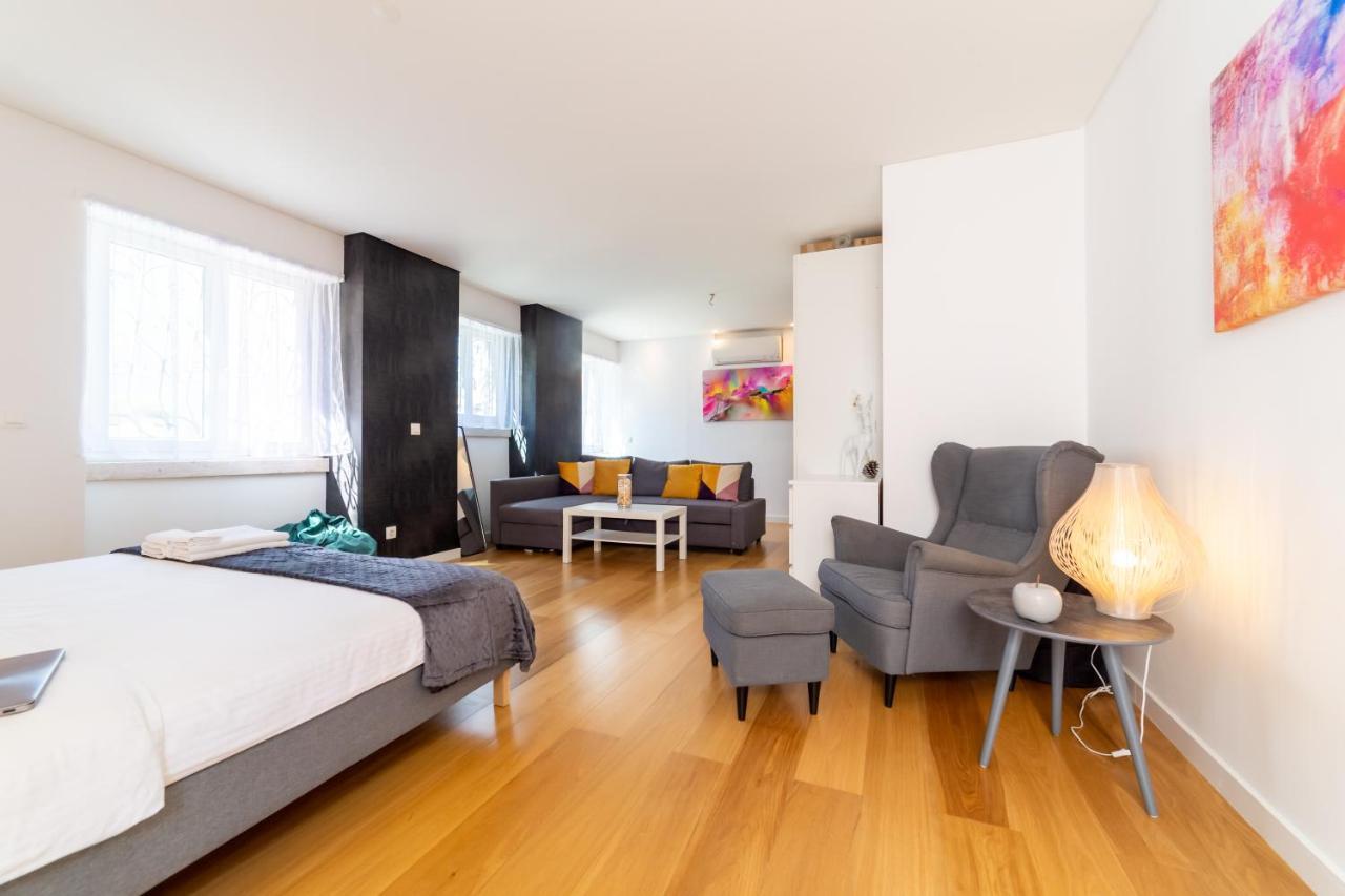 Industrial Lisbon Apartment (Adults Only) Bagian luar foto